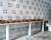 delft tile blue